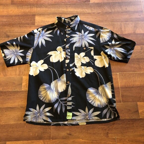 Island Republic Men's L Short Sleeve Button Up Silk Hawaiian Shirt Vacation - Picture 1 of 4